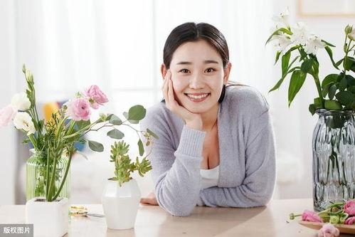 娱乐八卦吃瓜相关图片和素材下载,揭秘明星幕后故事,吃瓜群众狂欢时刻